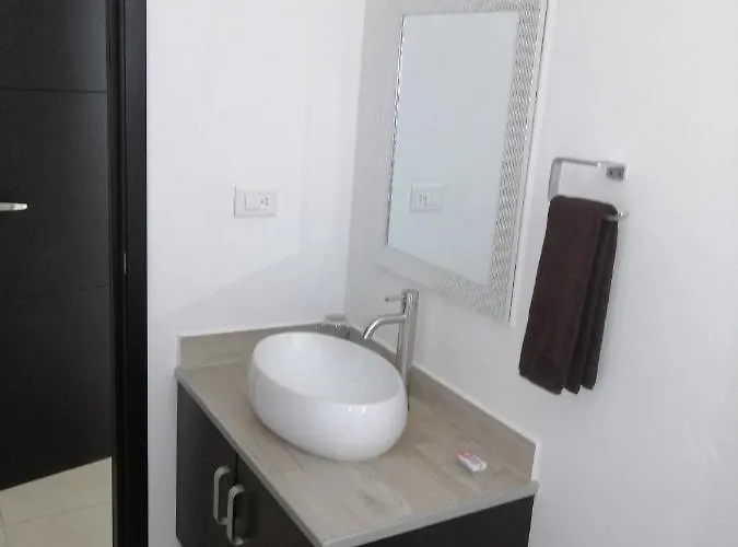 Kiaraluna Aparthotel Playa del Carmen